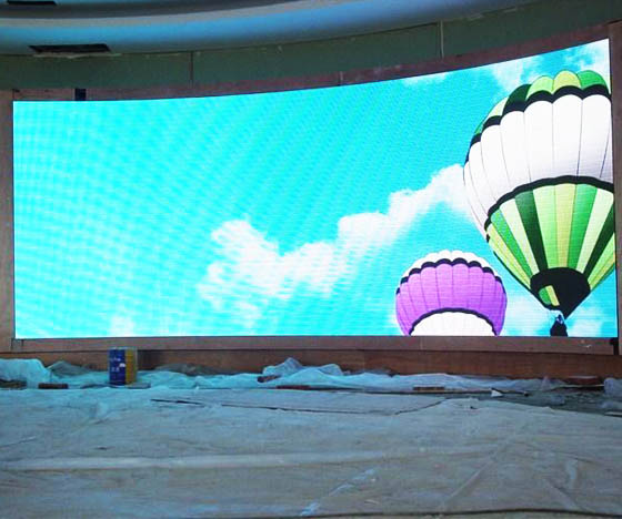 弧形LED顯示屏怎么做？怎樣安裝