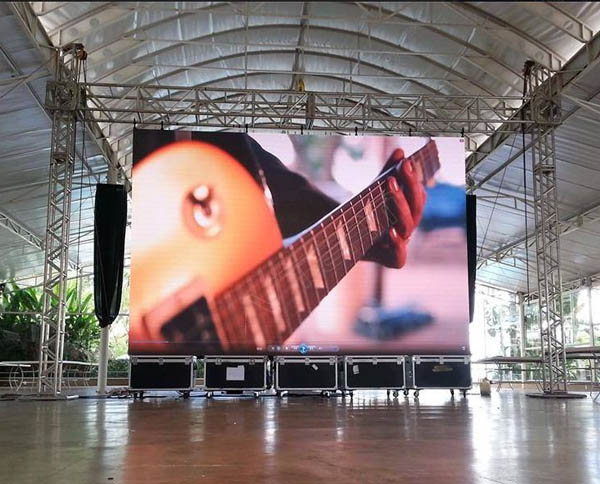 威特姆舞臺(tái)租賃ED顯示屏固定安裝方式圖