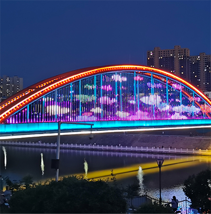 河南湛河彩虹橋LED網(wǎng)格屏項(xiàng)目