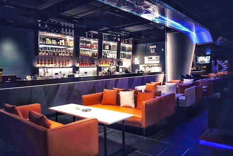 武漢Time藝術(shù)酒廊透明屏項目